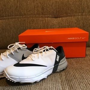 NIKE Women’s Golf Sneakers